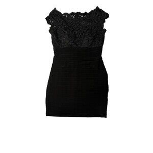 Little Black Dress Size Small G1K‎ Body Con Sexy Lace Top Built In Bra Pads